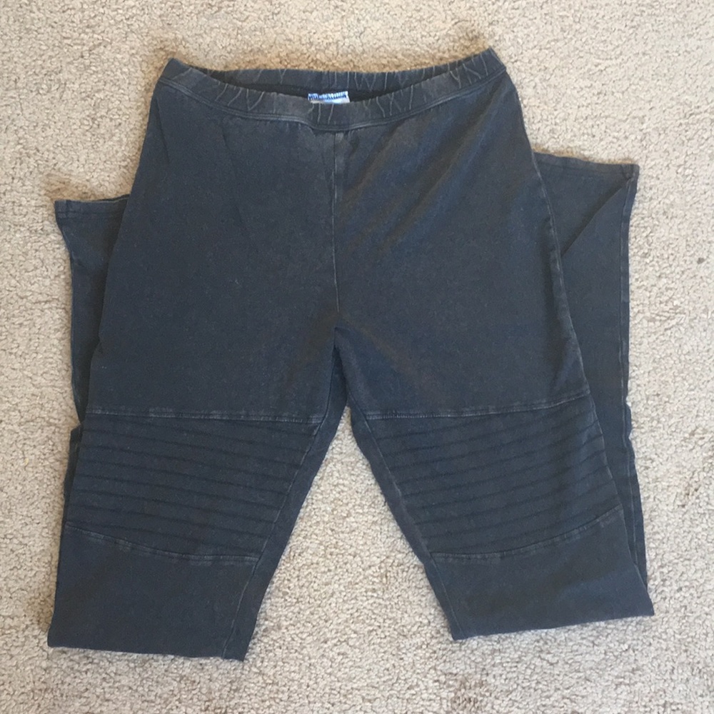Leggings, Skinny pants, moto style, Size Medium